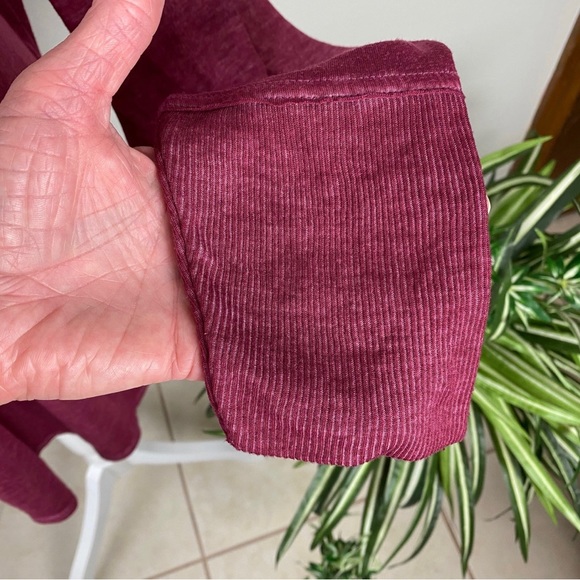 Maurices, Plus Size 2 Burn Out Long Sleeve V-Neck Pull Over Wine Color Top 24/7 - Picture 4 of 10